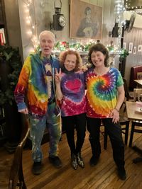 Elizabeth Rose Hosts Rafter's Tavern Ridiculously Popular Weekly Open Mic