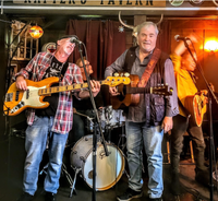 Elizabeth Rose Hosts Rafter's Tavern Outrageously Popular & Beloved Open Mic - after a month-long hiatus