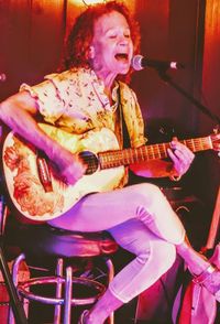 Elizabeth Rose solo concert at Rafter's Tavern, 7pm.
