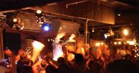 Chil Party at Akron Musica