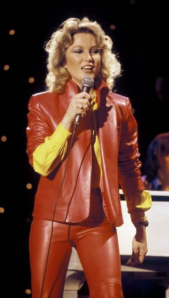 Tanya Tucker
