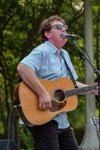 Dan Israel plays at Hell's Kitchen in downtown Minneapolis from 6 pm to 9 pm 