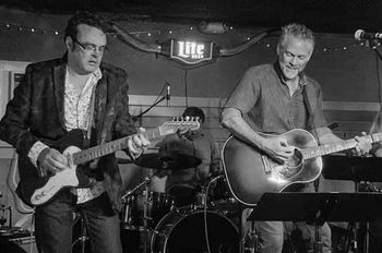 with Rod Picott, Dee's Country Cocktail Lounge, Madison, Tennessee, January 2020

