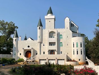 Uhuburg Castle, Helen, GA
