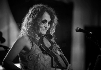 AMY - VIOLIN
