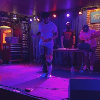 duckroom show sept. 2022 w/ HarryTheWizard x C.E.B
