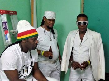 Winston, Sir B., Drummer - Warrior Love
