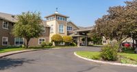 Tuesday String Band Duo (Ryan & Mason) @ Heron Pointe Senior Living