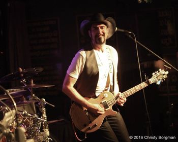 Live Cover Gig
