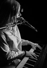 (Solo) Live Music at Borrowed Time