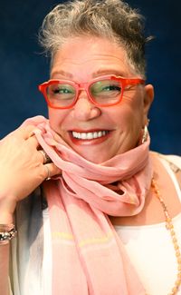 Suzanne Lucas- Featured Guest - w/ Jim Holman Trio