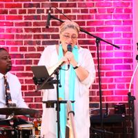 Black Box featuring: Suzanne Lucas w/John Gustke on piano
