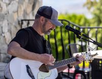 Capri Cellars - music and merriment