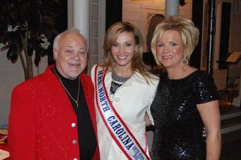 Gaylon & KJ pose with Mrs. NC

