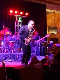 Darren Motamedy at Tres