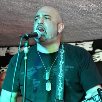 Village Pub Lindenhurst
