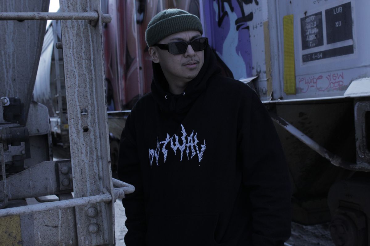 WAV DON'T STOP Hooded Sweater
