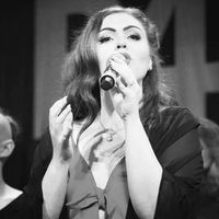 Liv Stringer @ Round Midnight