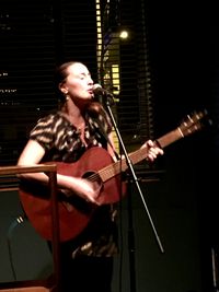 Cynthia Brando at Etsi Bravo