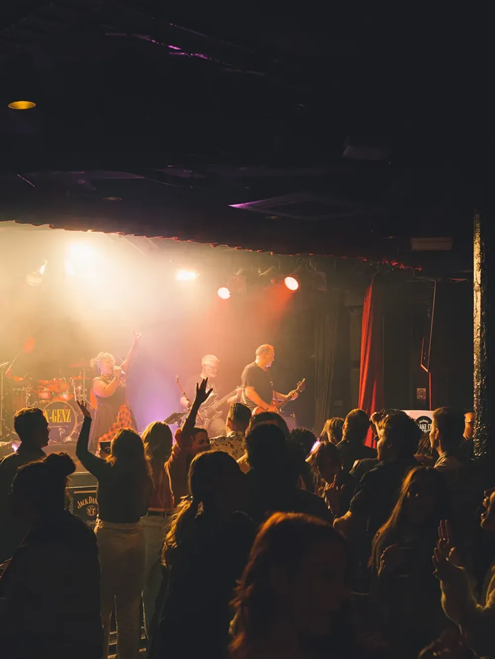 X-GENZ band performing live - Melbourne cover band