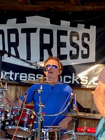 Cool-man-Russ providing backup vox at Lilac Hedge Farm
