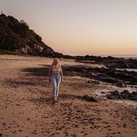 Be Still, Be Still by Mary-Ann Parer
