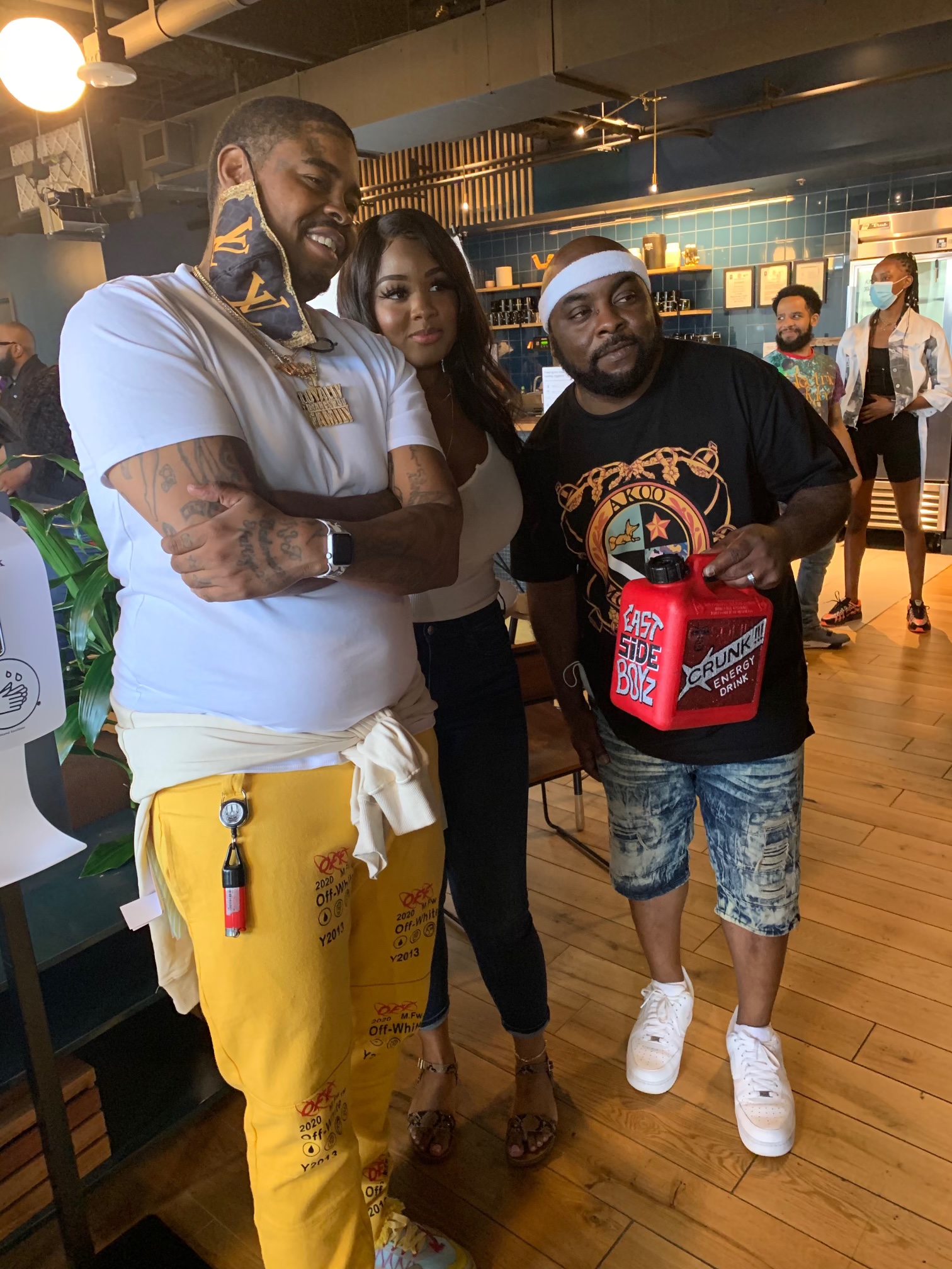 YG Kash with collaborators