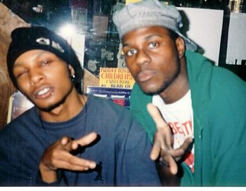 DEL THA FUNKY HOMOSAPIEN at Hedgwisch Records in store.
