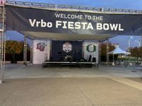 Stereohead at the Fiesta Bowl at State Farm Stadium
