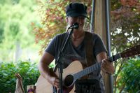 Lisa Raymond Acoustic @ Equus Run Vineyards "Tunes in the Vines"
