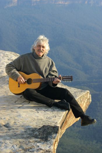 Nigel Foote – singer/songwriter/guitarist, Blue Mountains (photo Steve Norris)
