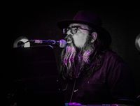 Otis Walker Solo