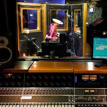Studio
