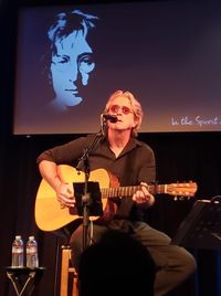 In The Spirit of Lennon - Solo