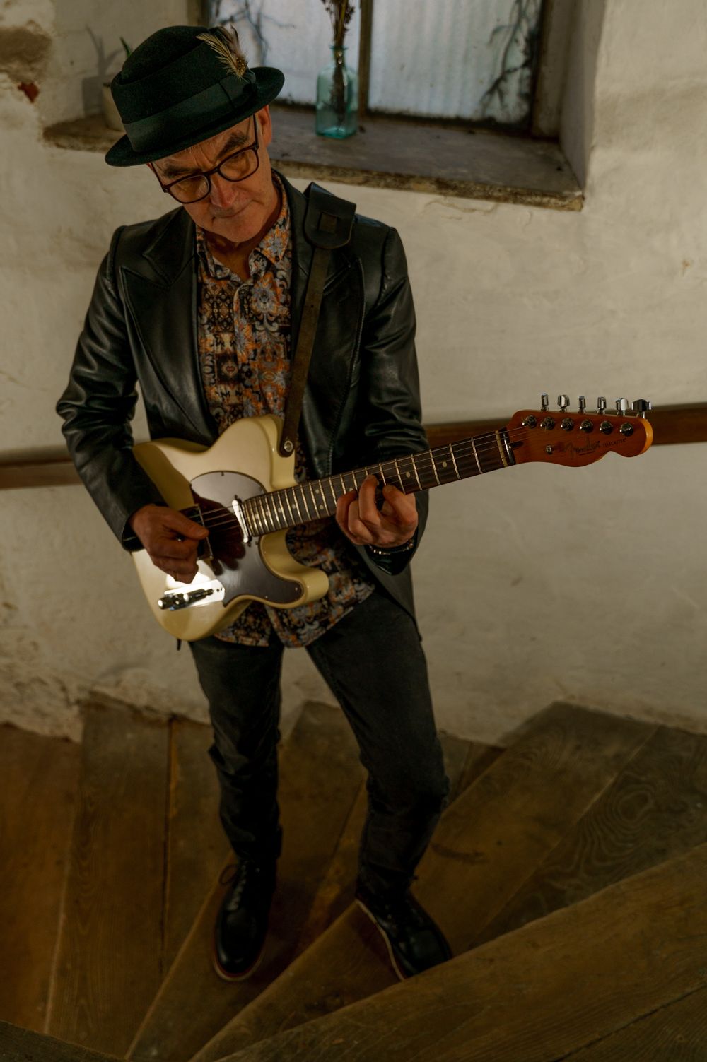 Jon Maybey playing Telecaster guitar