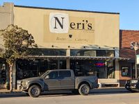 Neris On The Square
