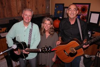 he Back Pages acoustic trio, Seattle WA