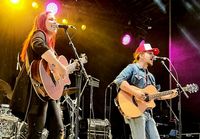 Robyn Scott Acoustic 