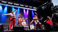 On tour with Igor & The Red Elvises
