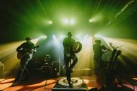 Irish Millie opens for East Coast Experience
