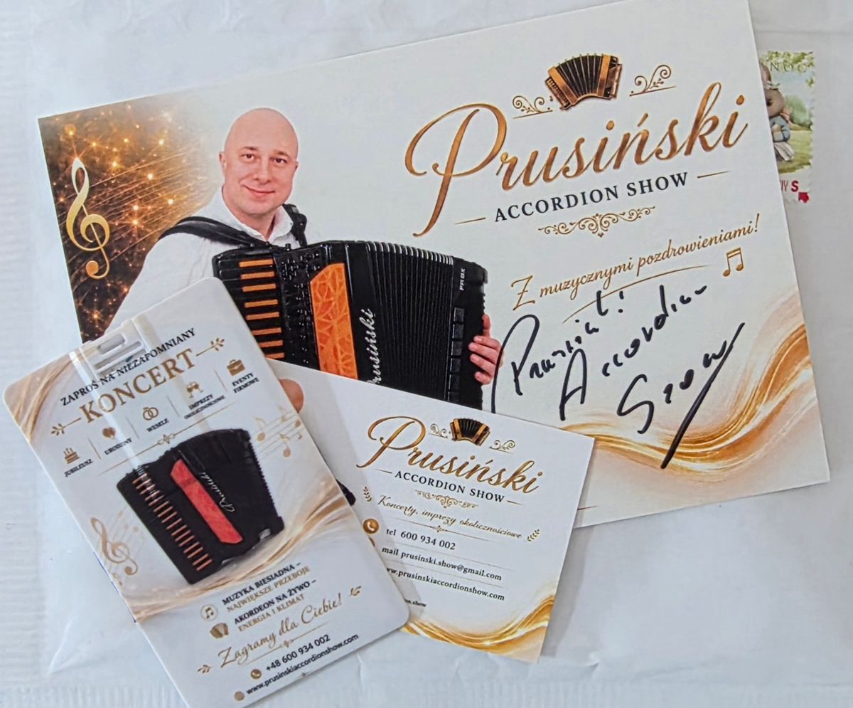 Oficjalna Karta USB – Prusiński Accordion Show – Muzyka bez Granic (USB)