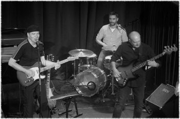 Ro's Blue at La Cappella Bern by Fredi Hallauer
