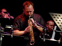 Red, Hot, Cool with David Theak - 2014 Concert Series (No. 4)