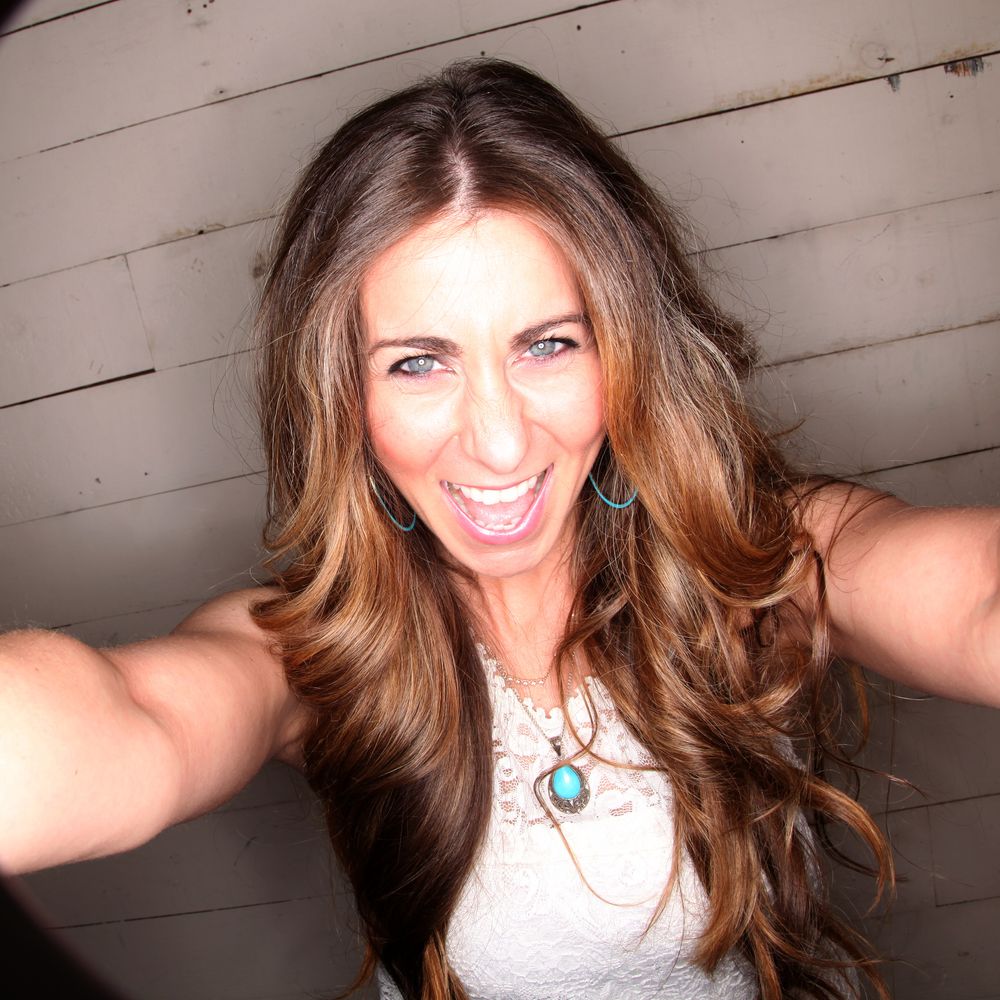 Singer Shanna Shells About
