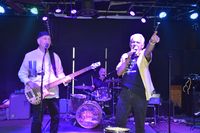 Huey's Southaven Proudly Presents 5 O'Clock Shadow!!!!!