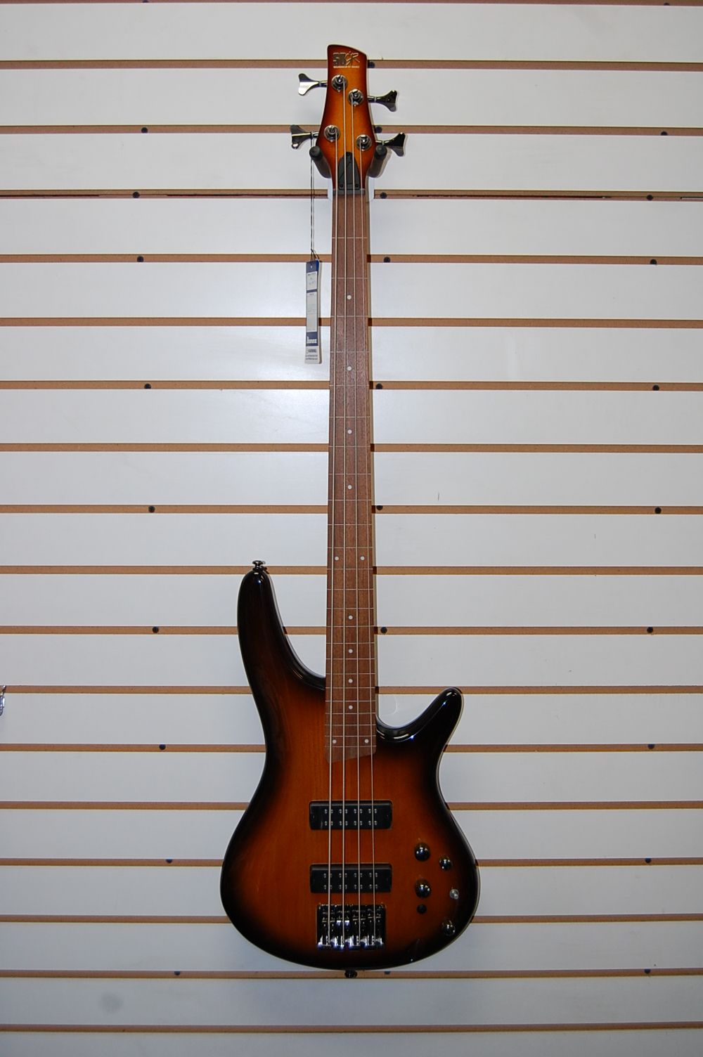 NJ Guitar and Bass Center - Fretless Basses