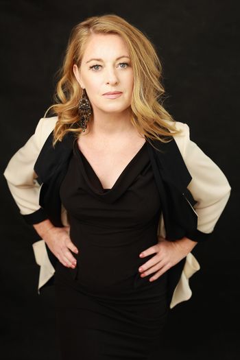 Headshots by Olga Klofac. Check out: https://mayophotographer.ie/
