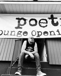 Poetry Lounge