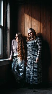 WisenHeart, opening for Hope MacGregor
