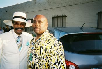 Larry Graham / Robert
